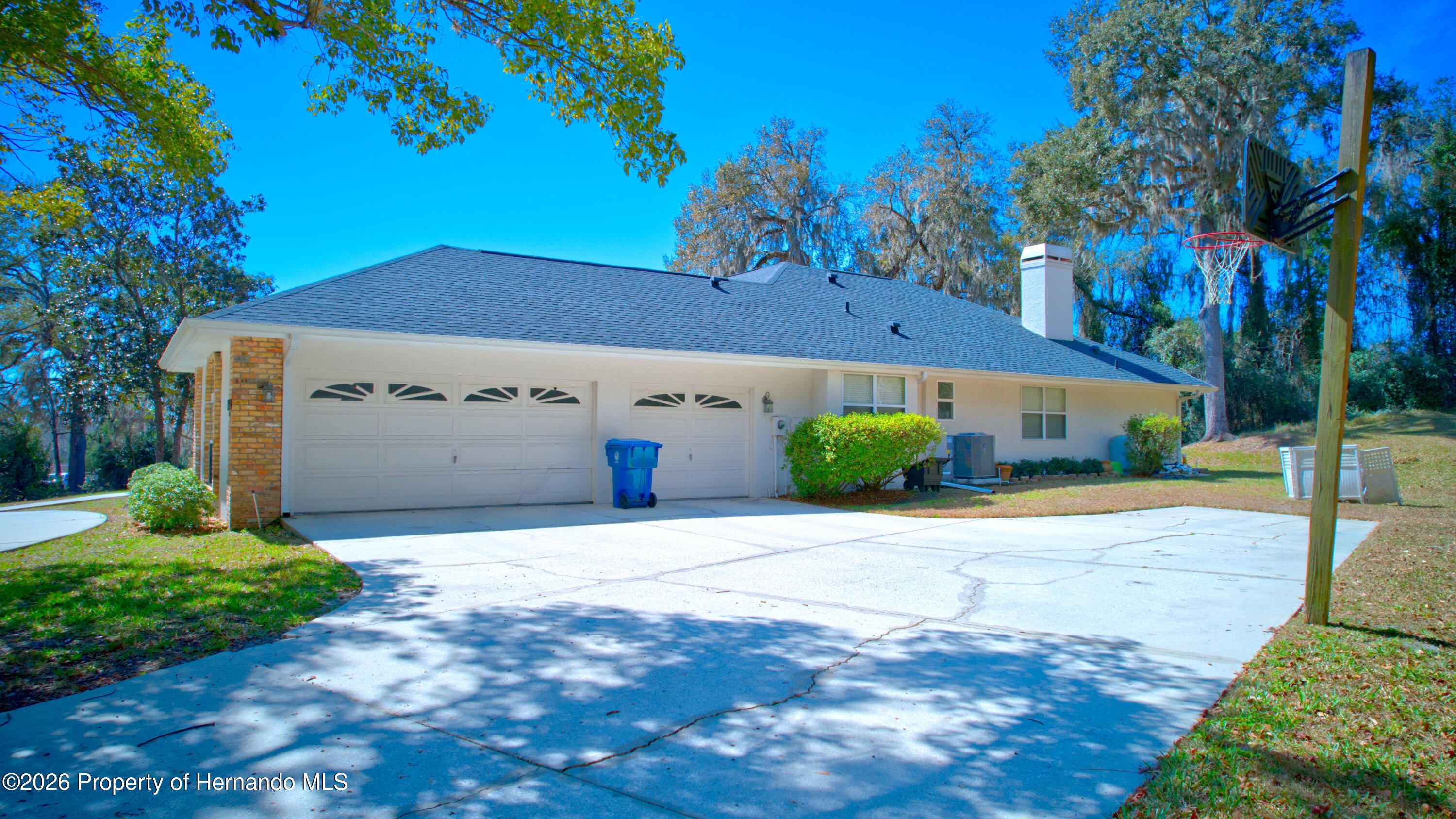 10113 Kimbrough Dr, Brooksville, FL 34601 photo