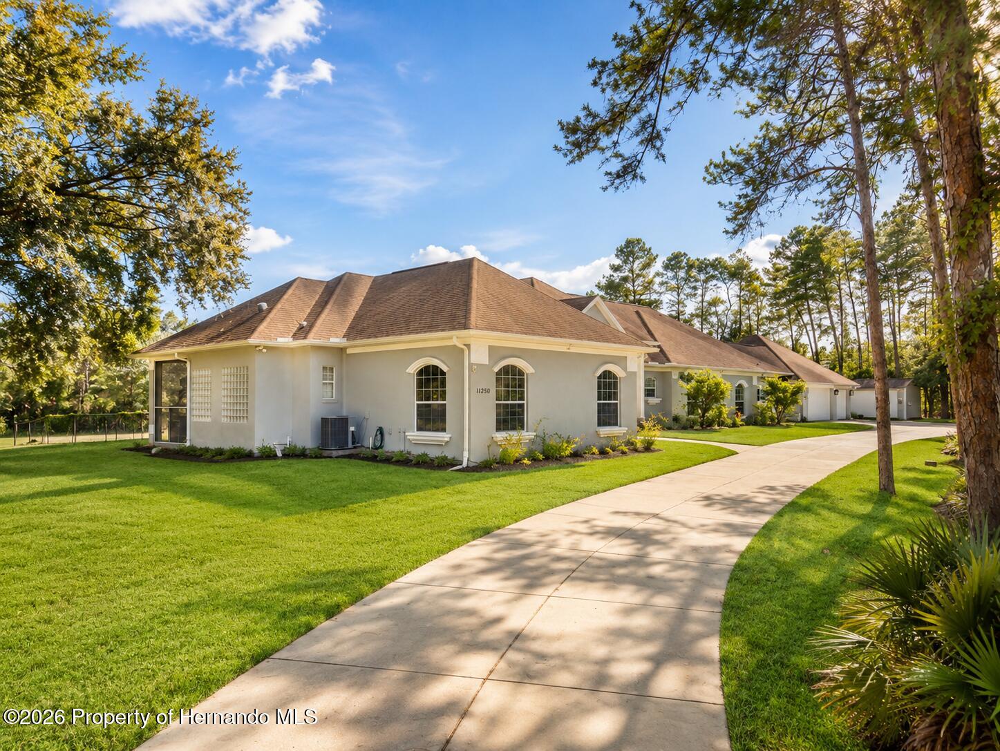 11200 Woodland Waters Blvd, Weeki Wachee, FL 34613 photo