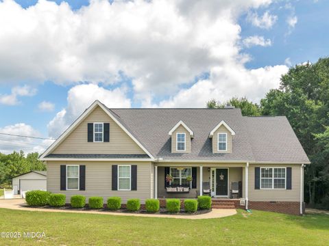 Single Family Residence in Macon GA 616 Windsong Way Court.jpg