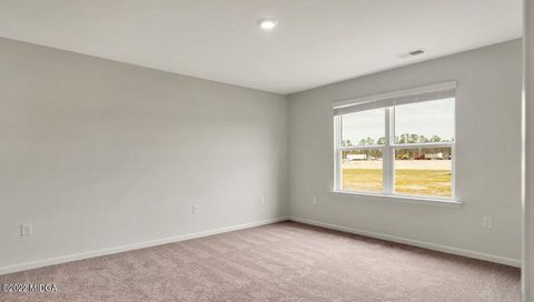 Single Family Residence in Bonaire GA 1402 Adirondac Way 8.jpg