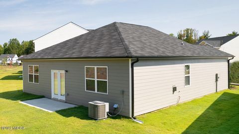 Single Family Residence in Bonaire GA 1399 Adirondac Way 30.jpg