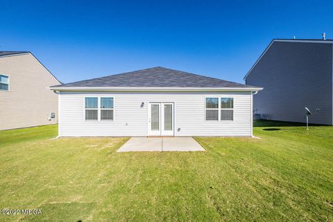 Single Family Residence in Bonaire GA 1399 Adirondac Way 33.jpg
