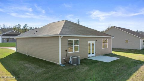 Single Family Residence in Bonaire GA 1399 Adirondac Way 39.jpg
