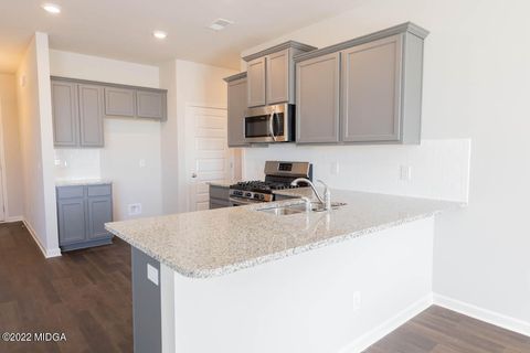 Single Family Residence in Bonaire GA 1399 Adirondac Way 6.jpg