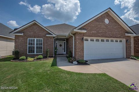 Single Family Residence in Centerville GA 112 Nantucket Is.jpg