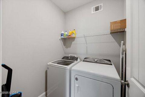 Single Family Residence in Gray GA 309 Davis Road 9.jpg