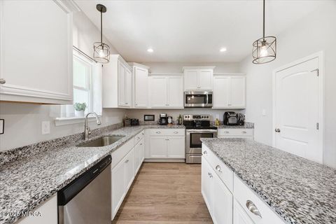 Single Family Residence in Gray GA 309 Davis Road 11.jpg