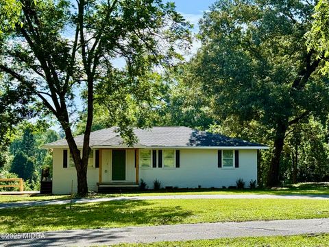 Single Family Residence in Centerville GA 708 N Houston Lake Boulevard.jpg
