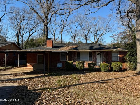 Single Family Residence in Warner Robins GA 116 Lincoln Street.jpg