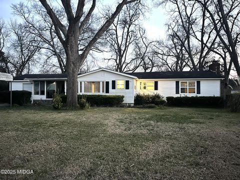 Single Family Residence in Rochelle GA 422 2nd Avenue.jpg