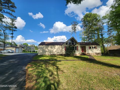 Single Family Residence in Warner Robins GA 1120 Kathryn Ryals Road.jpg