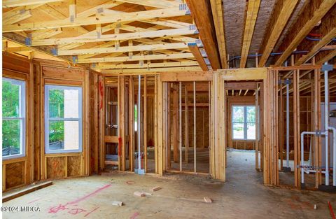 Single Family Residence in Bonaire GA 702 Linda Gail Way.jpg