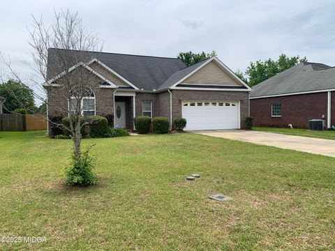 Single Family Residence in Warner Robins GA 217 Witherspoon Court.jpg