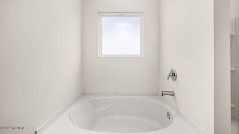 Single Family Residence in Bonaire GA 1400 Adirondac Way 18.jpg
