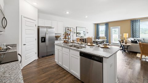 Single Family Residence in Bonaire GA 103 Ike Court 9.jpg