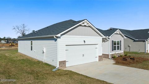 Single Family Residence in Bonaire GA 103 Ike Court 39.jpg