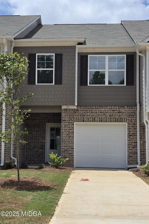 Townhouse in Douglasville GA 2812 Lillian Lane.jpg