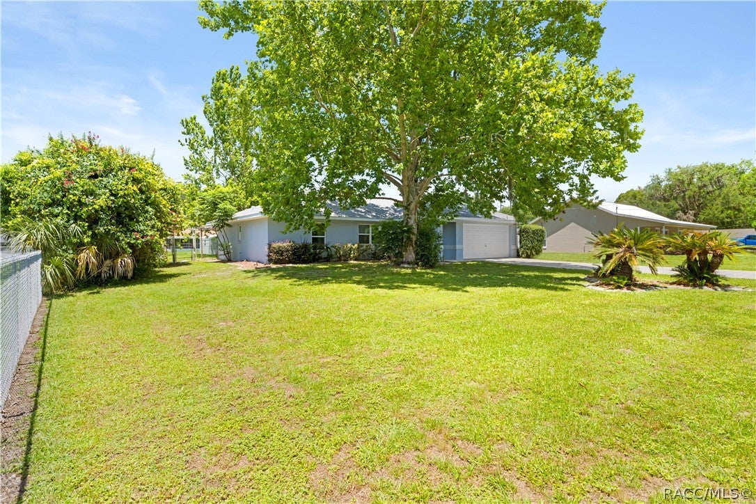 8643 Marvin St, Floral City, FL 34436 photo