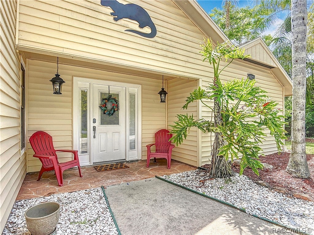 857 N Palm Spring Terrace, Crystal River, FL 34429 photo