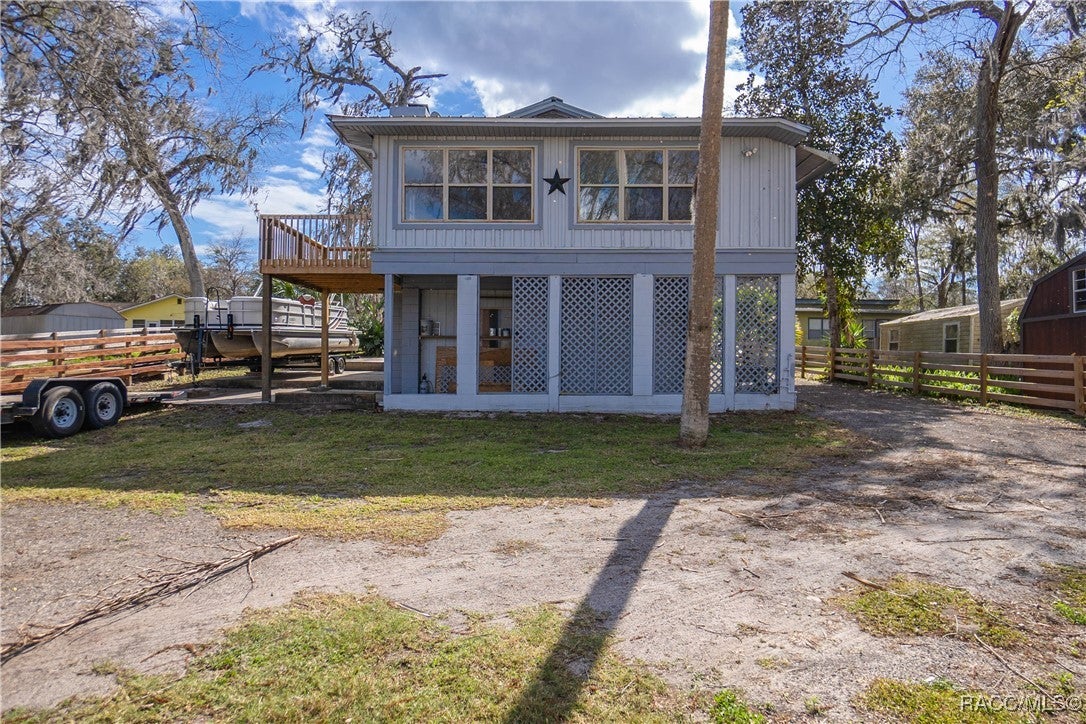 5463 Withlapopka Dr, Floral City, FL 34436