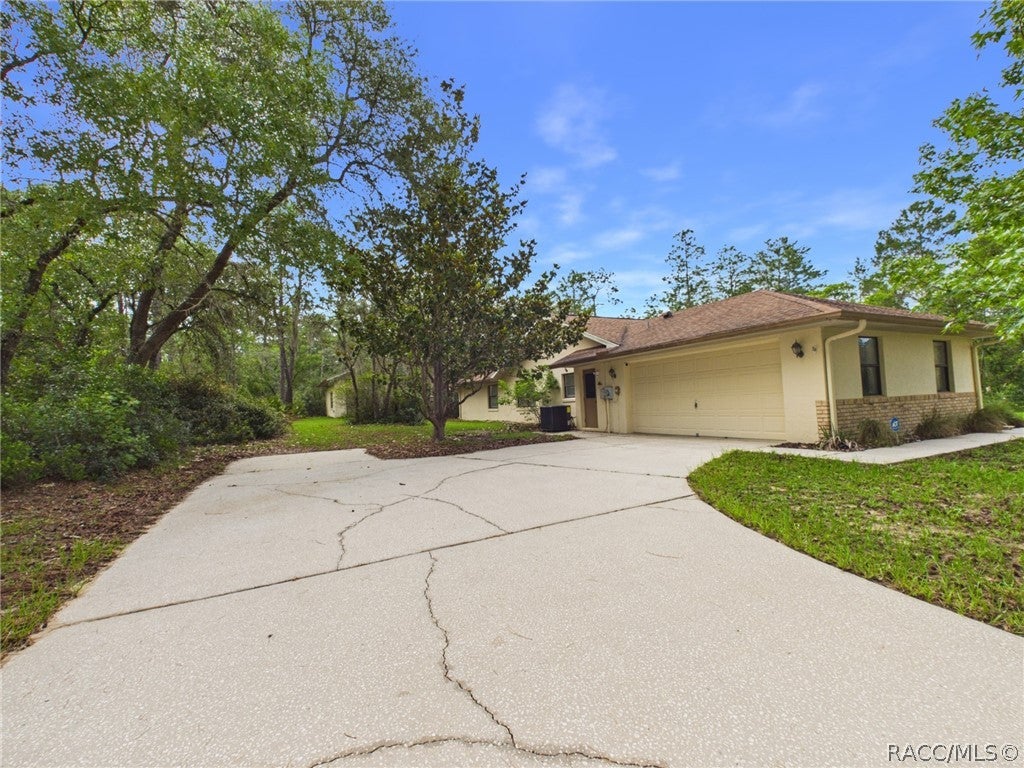 5885 N Killeen Terrace, Beverly Hills, FL 34465 photo