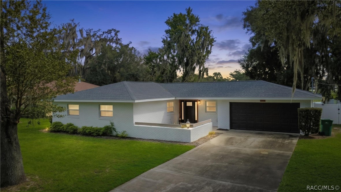 520 Lakewood Dr, Inverness, FL 34450