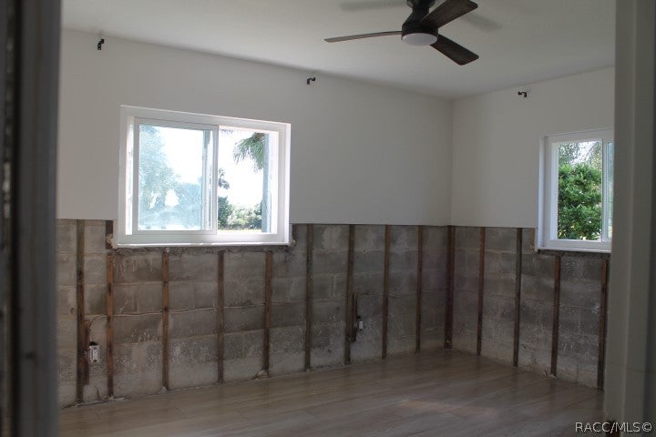 11725 W Bayshore Dr, Crystal River, FL 34429 photo