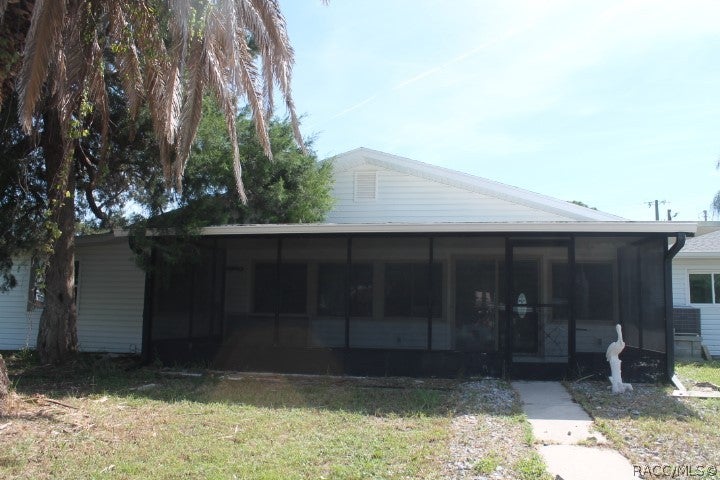 11725 W Bayshore Dr, Crystal River, FL 34429 photo