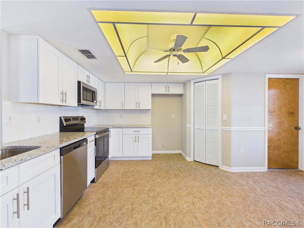 10482 S Clint Loop, Floral City, FL 34436 photo