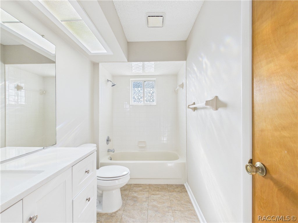 10482 S Clint Loop, Floral City, FL 34436 photo