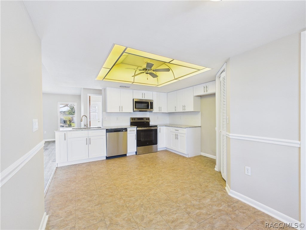 10482 S Clint Loop, Floral City, FL 34436 photo