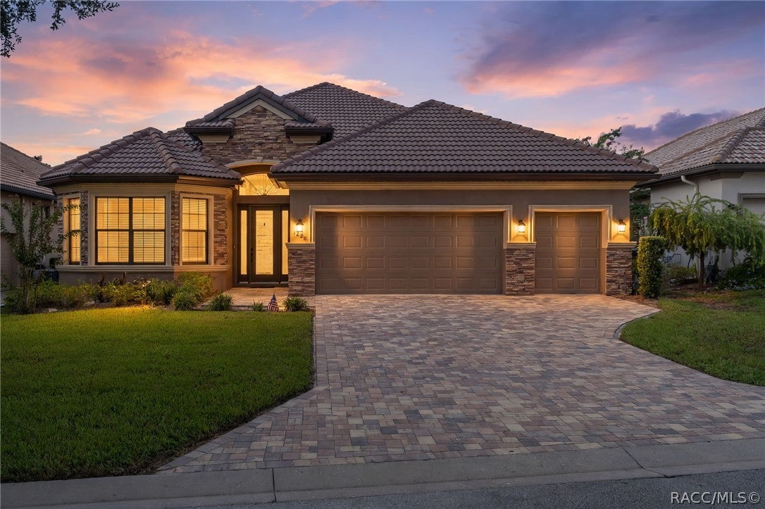1220 Skyview Landing Dr, Hernando, FL 34442