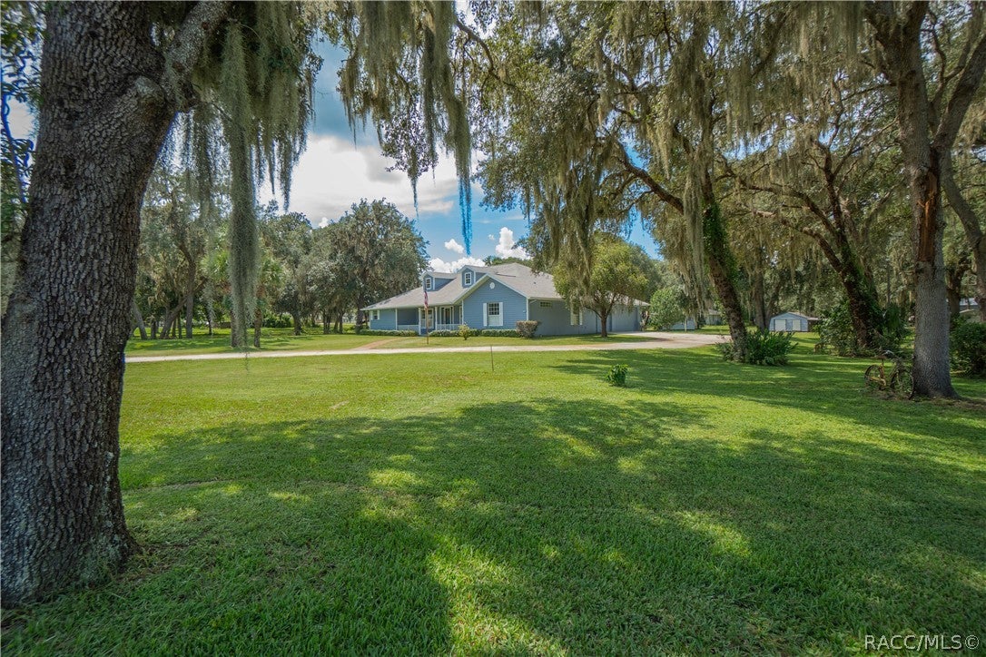 210 N Horse Prairie Rd, Inverness, FL 34450 photo