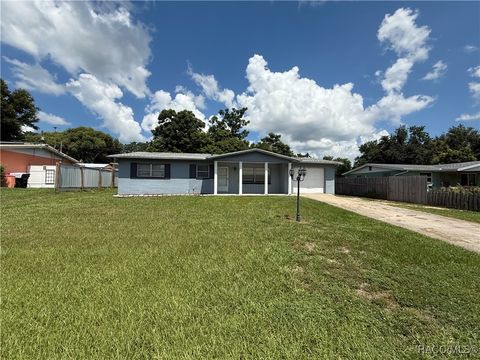 Single Family Residence in Beverly Hills FL 12 S Columbus Street.jpg
