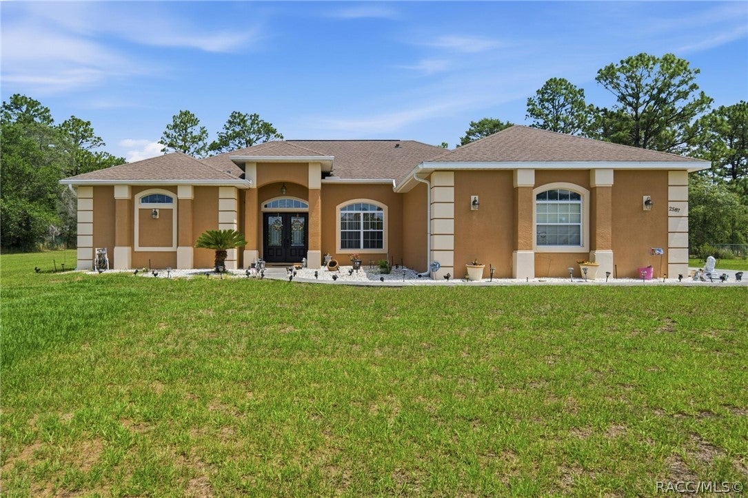 2587 Angola Dr, Beverly Hills, FL 34465