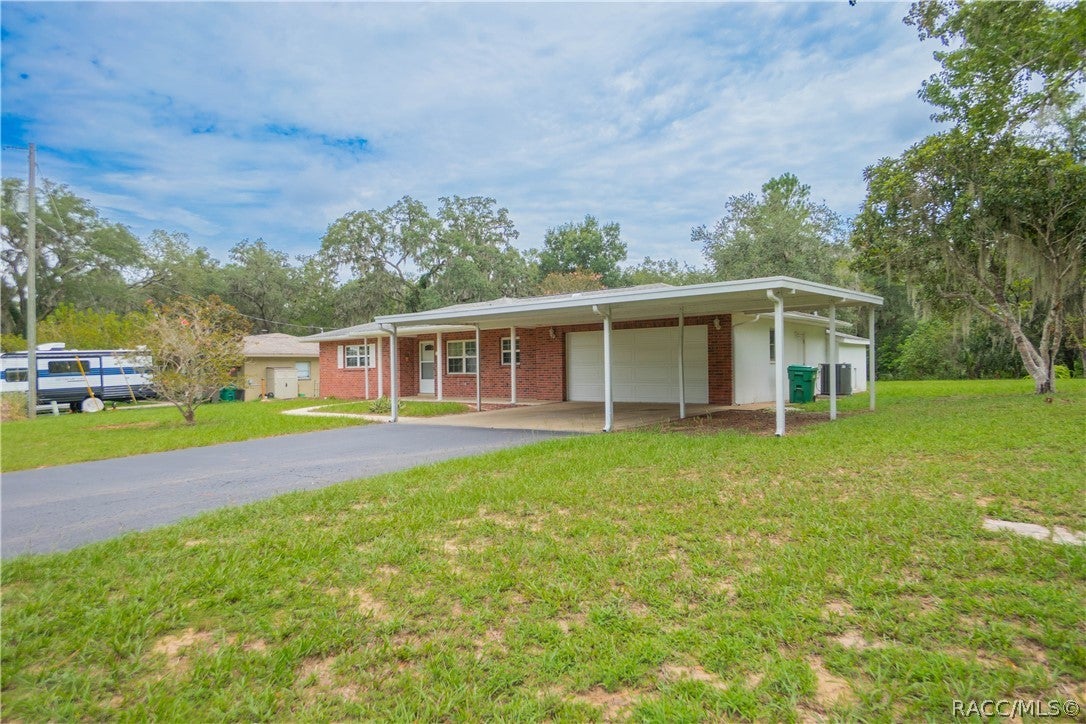 1919 Forest Dr, Inverness, FL 34453 photo