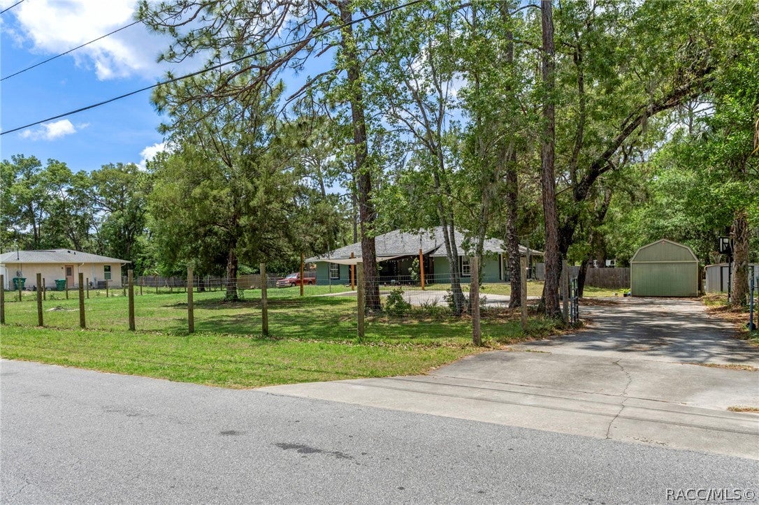 1710 S Iroquois Ave, Homosassa, FL 34448 photo