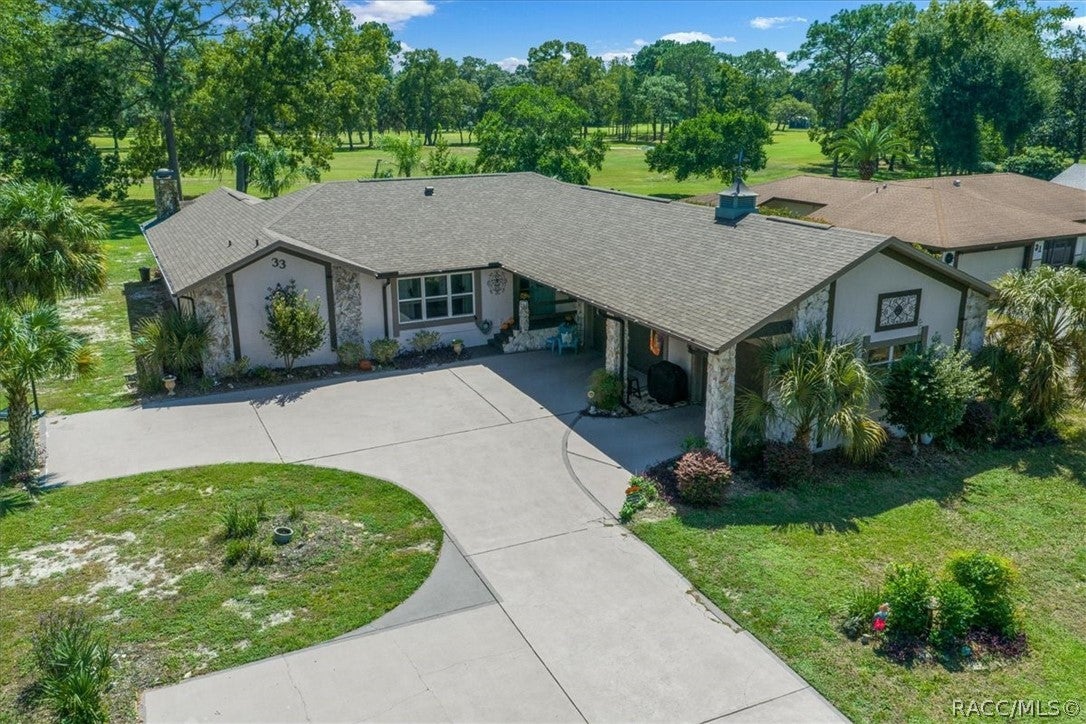 33 Bumelia Ct, Homosassa, FL 34446