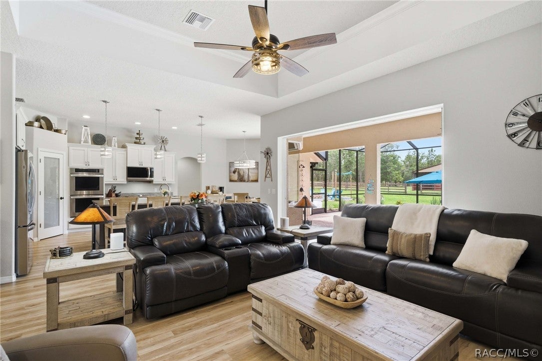 2402 N Stampede Dr, Beverly Hills, FL 34465 photo