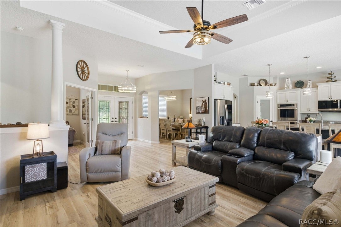 2402 N Stampede Dr, Beverly Hills, FL 34465 photo