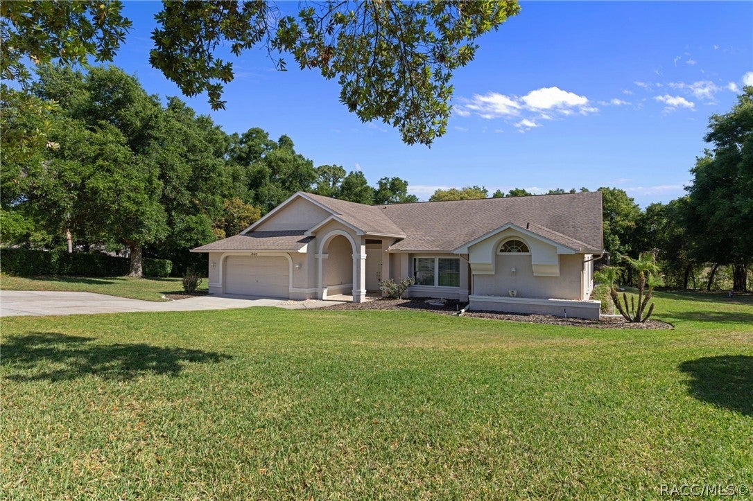 10417 Golfers Way, Spring Hill, FL 34608 photo
