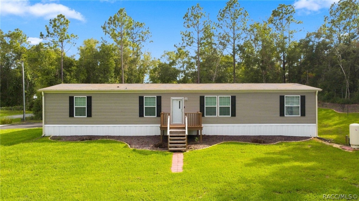 6988 Palmer Way, Hernando, FL 34442