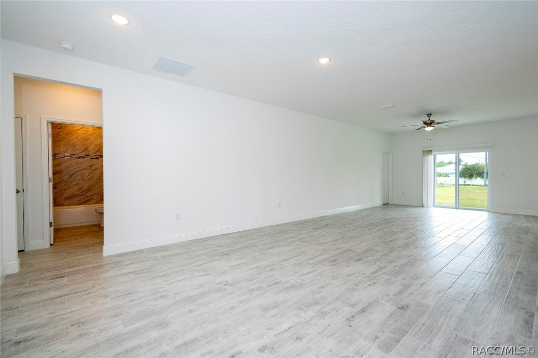 7764 N Darby Dr, Citrus Springs, FL 34433 photo