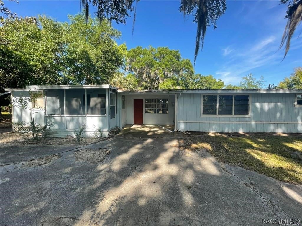 120 Magnolia Cir, Crystal River, FL 34428