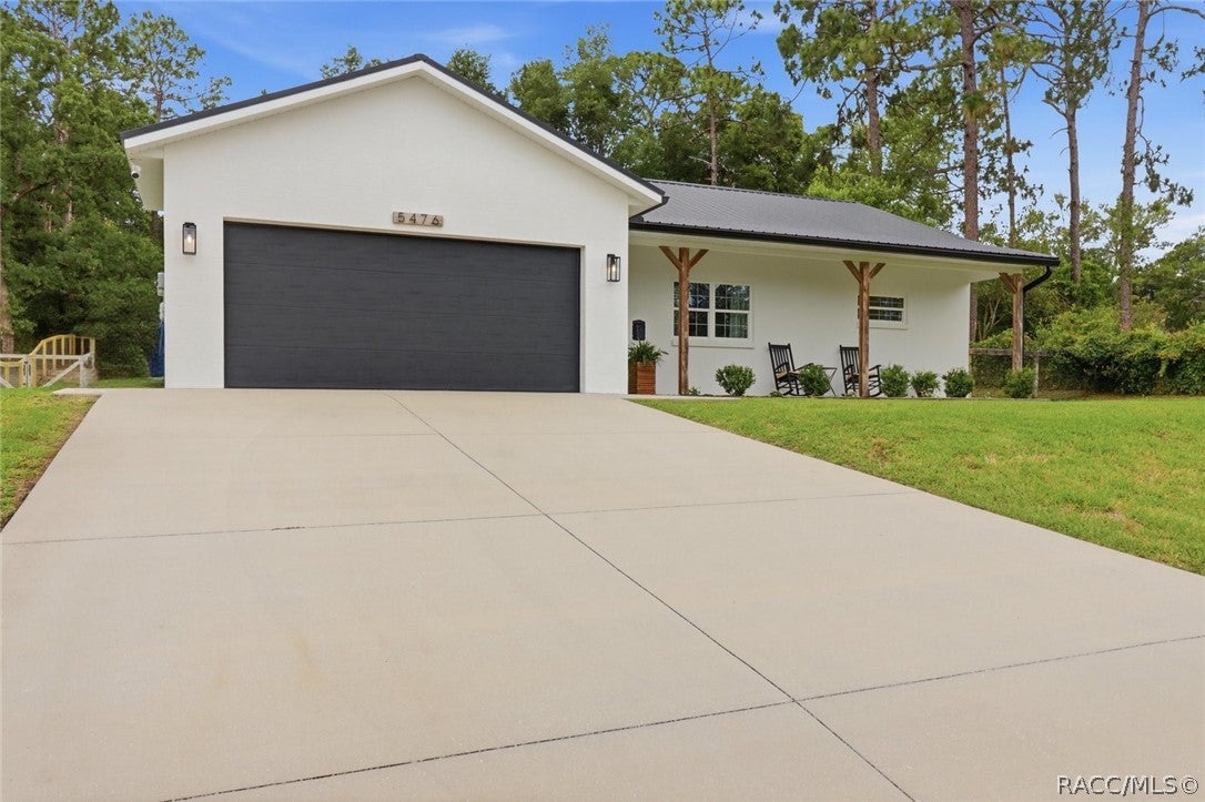 5476 Paul Bryant Dr, Crystal River, FL 34429