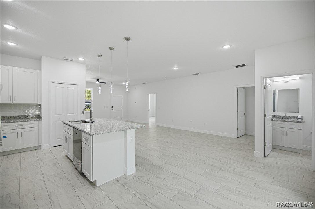 10735 N Malva Way, Citrus Springs, FL 34434 photo