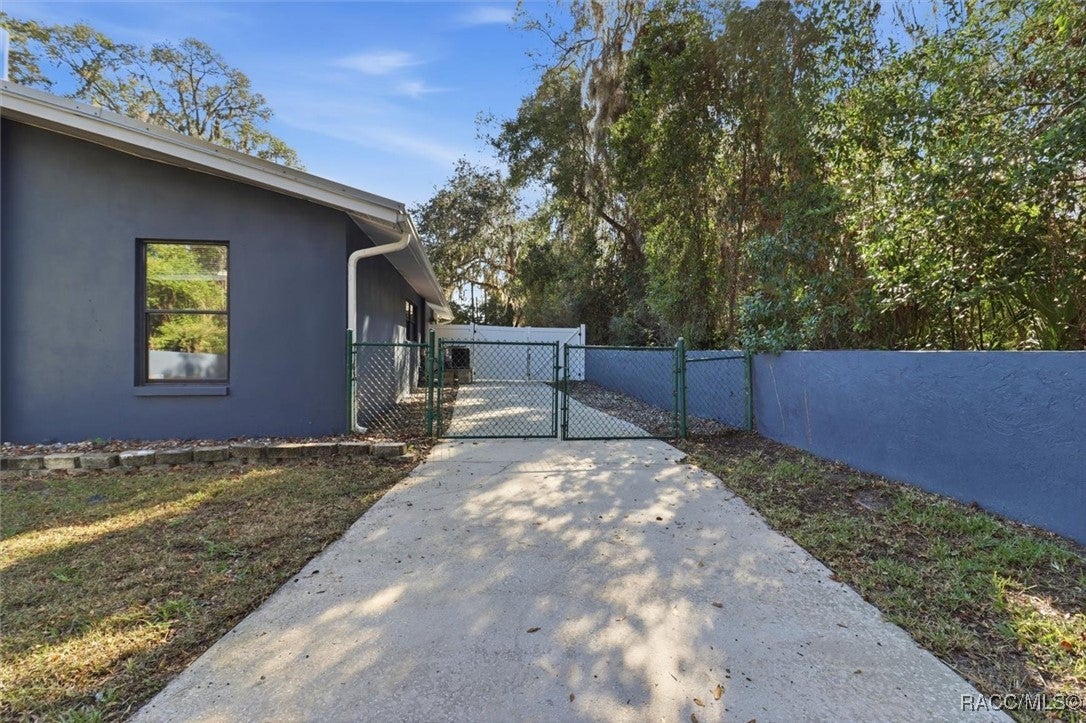 1475 NW 21 St, Crystal River, FL 34428 photo
