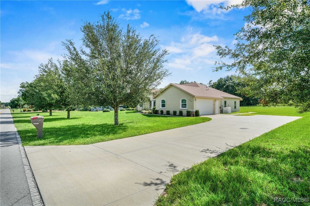 2209 N Annapolis Ave, Hernando, FL 34442 photo