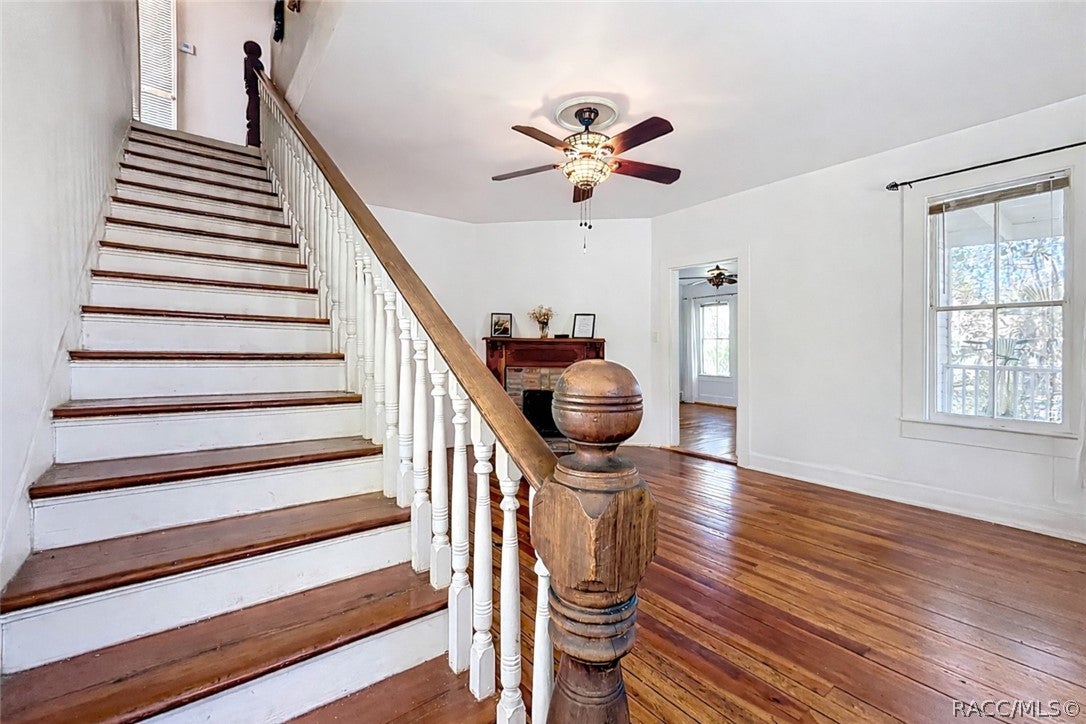 940 NE 4 Ave, Crystal River, FL 34428 photo