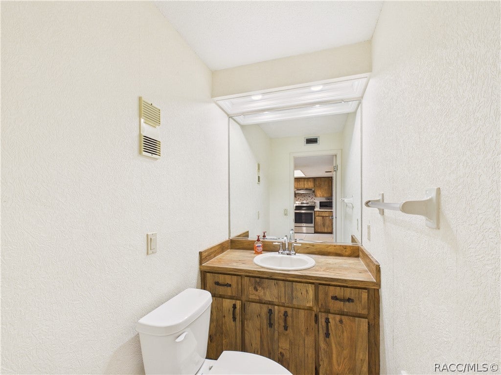 57 Douglas St #109, Homosassa, FL 34446 photo